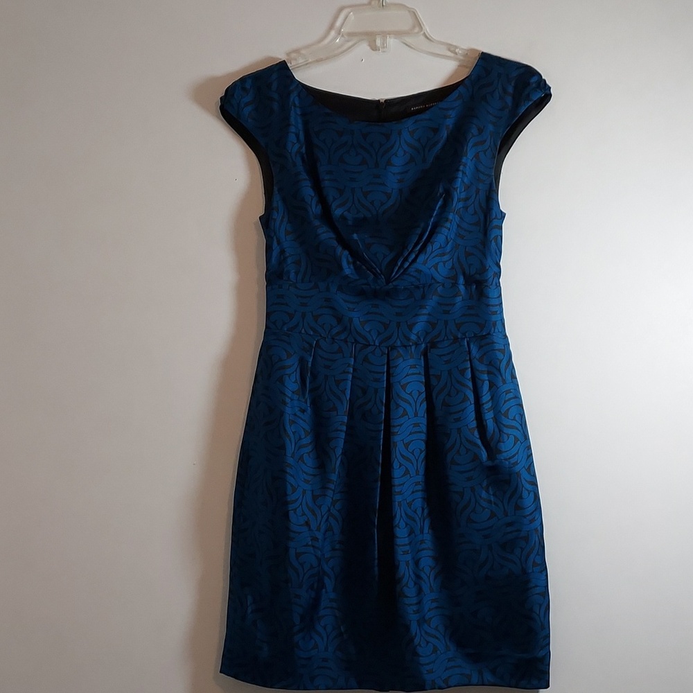 Banana Republic Silk & Actate - Picture 2 of 11